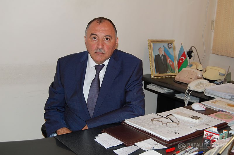 Sumqayıt Dövlət Universiteti Tarix və coğrafiya fakültəsinin dekanı, professor Adil Baxşəliyev