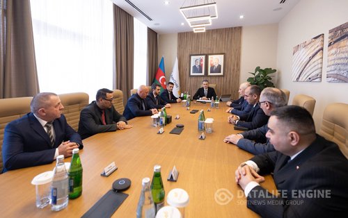 “AzerGold”da “Tərəqqi” medalına layiq görülmüş əməkdaşlarla görüş