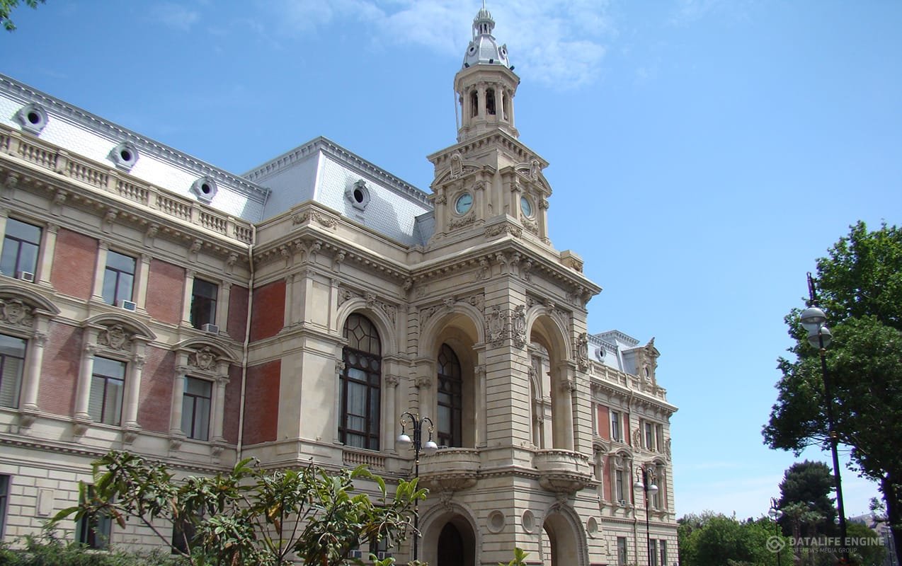 Təbiətin keşiyində duran insan – Yaşar Salahovun şərəfli fəaliyyəti və yaşıllıqlara xidmət yolu