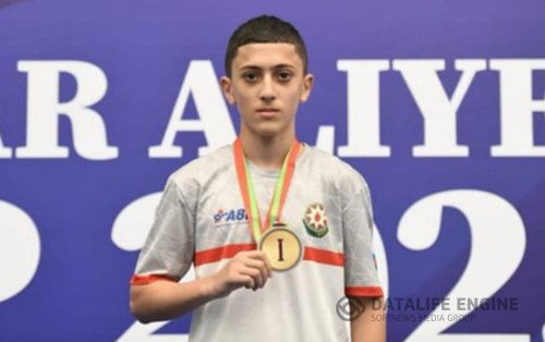 16 yaşlı boksçu sınaq döyüşü zamanı öldü