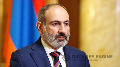 Paşinyan yenidən Baş nazir postuna namizədi oldu